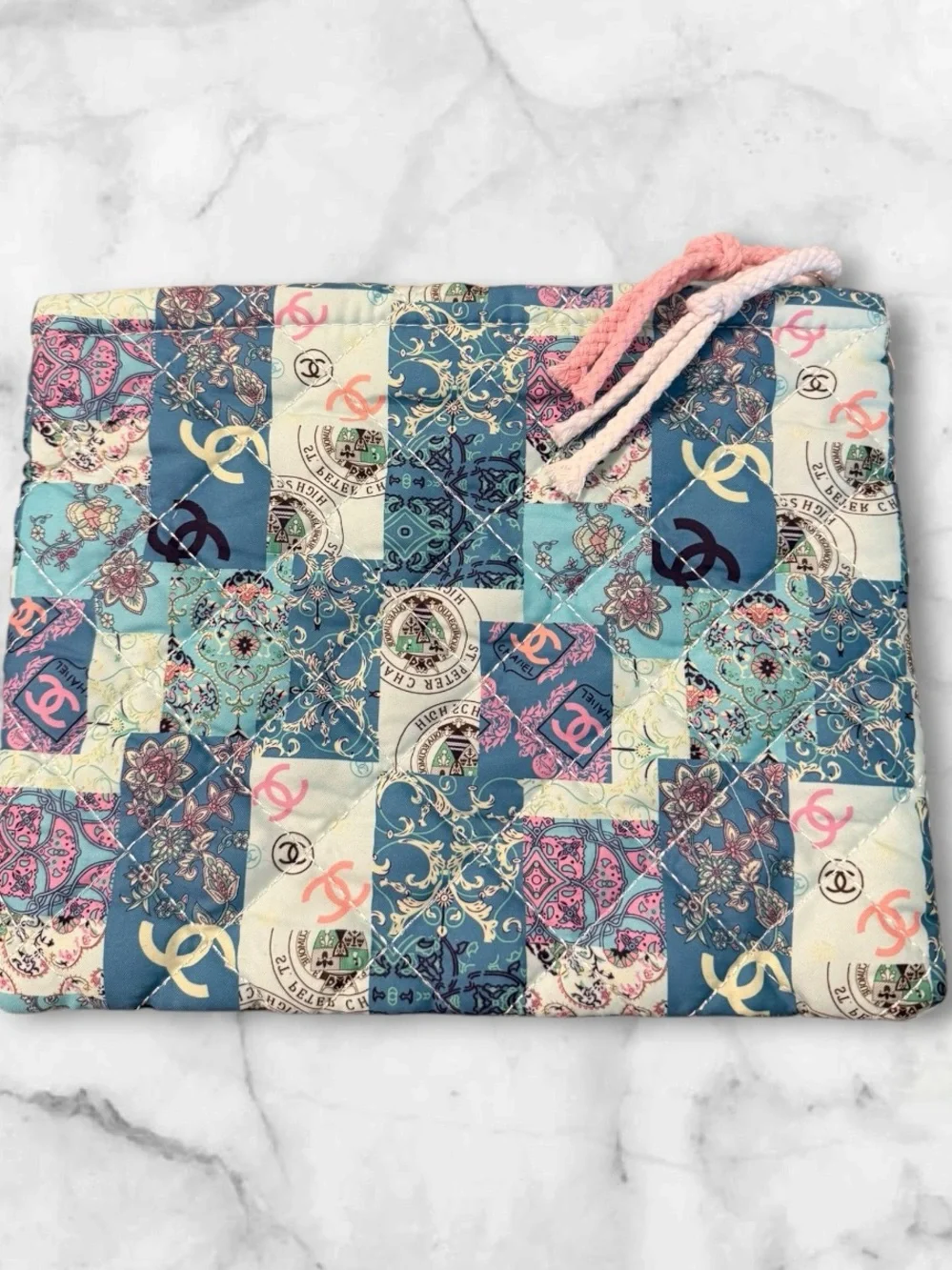 NWOT Source Unknown Patchwork Quilted Cosmetic Pouch - Blue, Teal & Pink